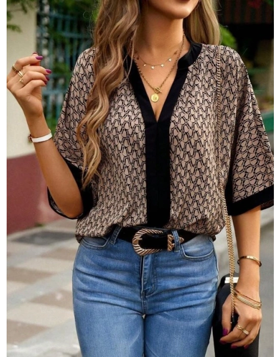Kadın Kısa Kollu önden şerit Detaylı Desenli Sandy Bluz