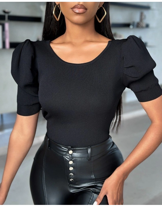 Kadın Kısa Kollu Sırt Inci Ve Kurdela Detay Karpuz Kol Yerli Krep Bluz. 109 Adet Standart Beden Gerisi 3 Beden