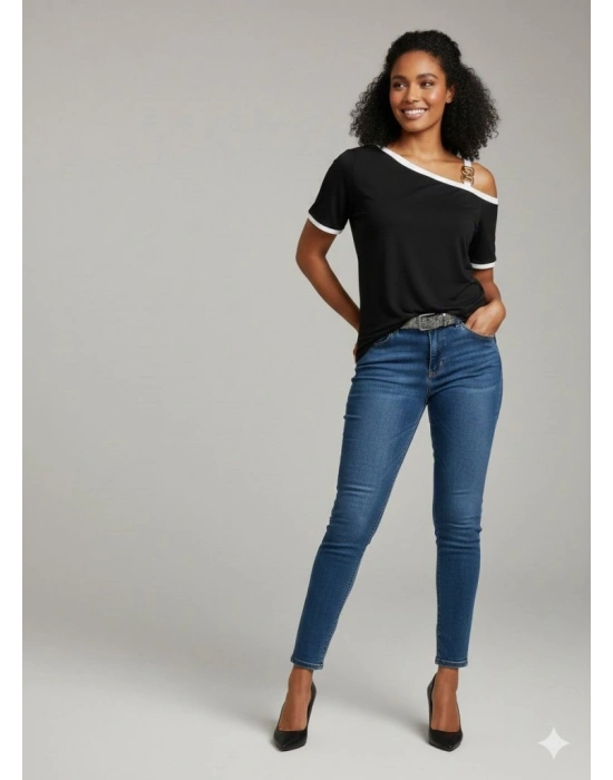 Kadın Kısa Kollu Tek Omuzu Açık Askı Toka Detaylı Viskon Bluz