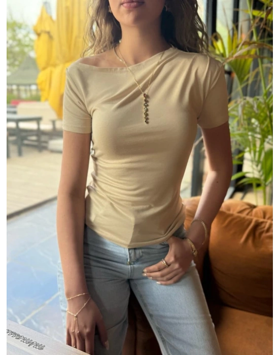 Kadın Kısa Kollu Tek Omuzu Açık Büzgülü Viskon Bluz