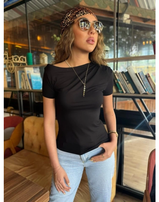 Kadın Kısa Kollu Tek Omuzu Açık Büzgülü Viskon Bluz