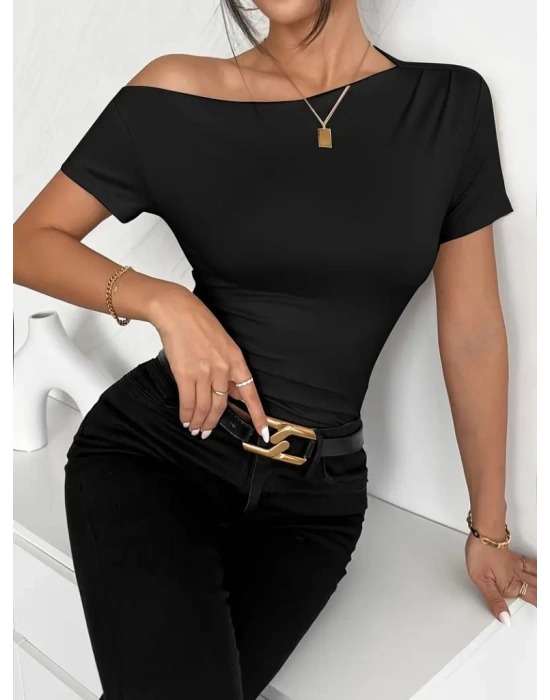Kadın Kısa Kollu Tek Omuzu Açık Büzgülü Viskon Bluz