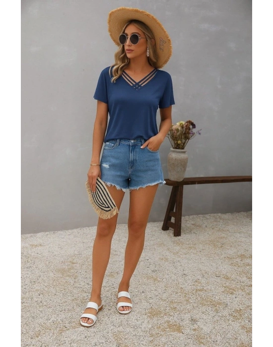 Kadın Kısa Kollu V şerit Yakalı Viskon Bluz