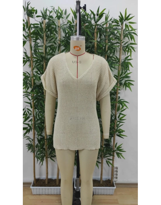 Kadın Kısa Kollu V Yaka Sırt Düğme Detay Triko Bluz