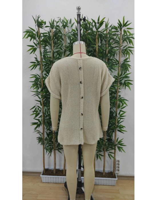 Kadın Kısa Kollu V Yaka Sırt Düğme Detay Triko Bluz