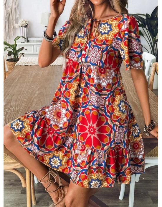 Kadın Kısa Kollu Yakadan Bağcıklı Desenli Fırfırlı Süprem Elbise