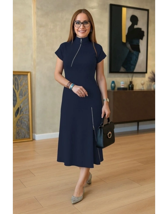 Kadın Kısa Kollu Yakadan Ve Etekten Fermuarlı Midi Viskon Iki Iplik Elbise