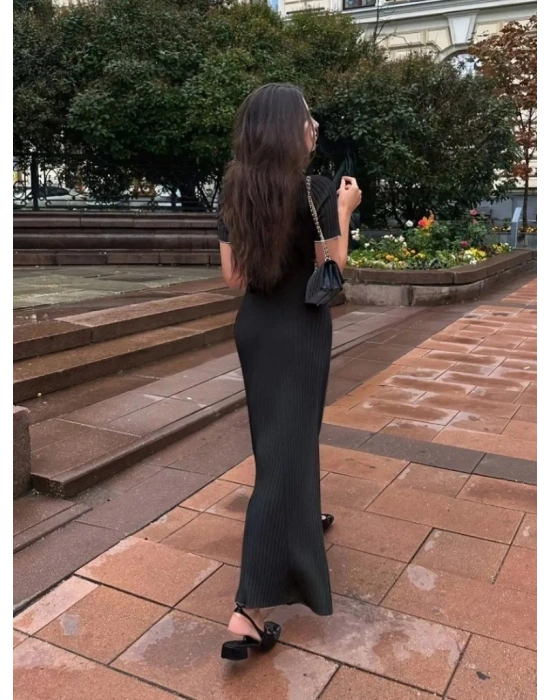 Kadın Kısa Kollu Yakalı önden Düğmeli Maxi Triko Elbise