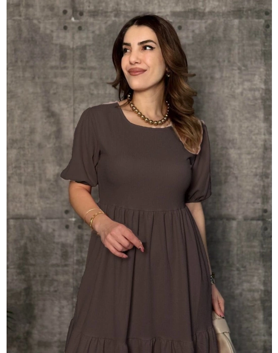 Kadın Kısa Kollu Yakası Açık Katlı Bürümcük Balon Elbise