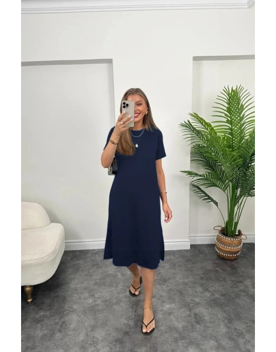 Kadın Kısa Kollu Yırtmaç Detaylı Salaş Viskon Elbise