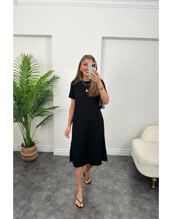 Kadın Kısa Kollu Yırtmaç Detaylı Salaş Viskon Elbise