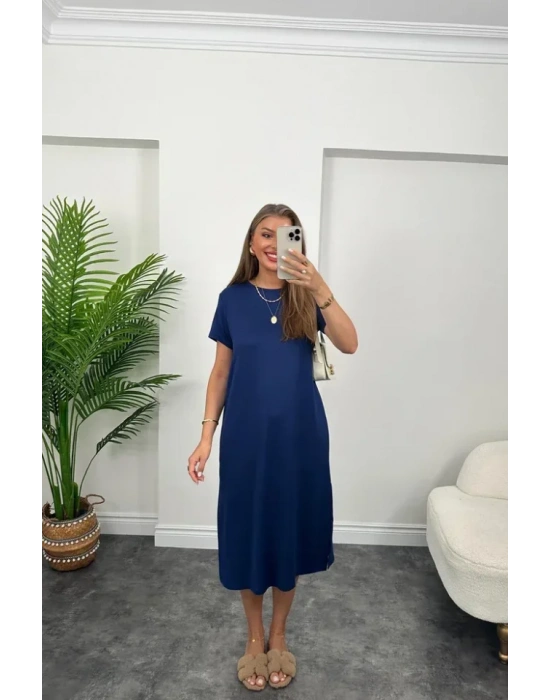 Kadın Kısa Kollu Yırtmaç Detaylı Salaş Viskon Elbise