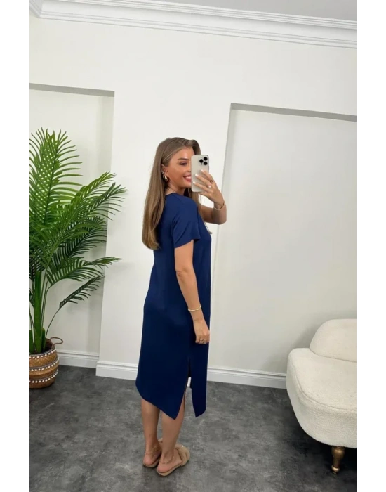 Kadın Kısa Kollu Yırtmaç Detaylı Salaş Viskon Elbise