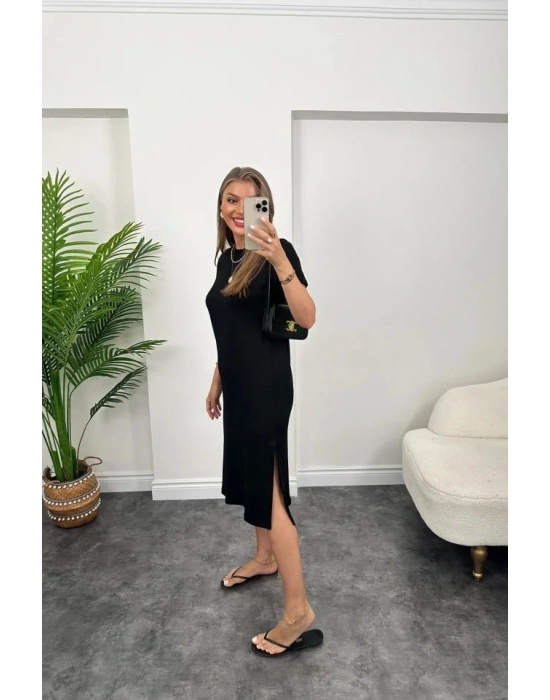 Kadın Kısa Kollu Yırtmaç Detaylı Salaş Viskon Elbise