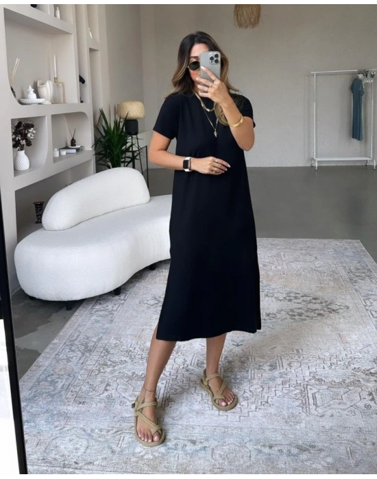 Kadın Kısa Kollu Yırtmaç Detaylı Salaş Viskon Elbise