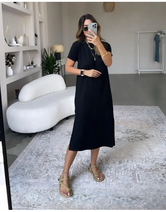 Kadın Kısa Kollu Yırtmaç Detaylı Salaş Viskon Elbise