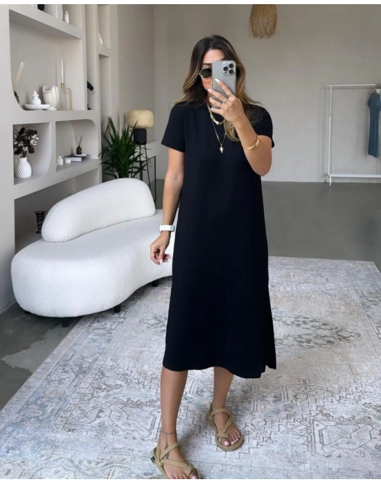 Kadın Kısa Kollu Yırtmaç Detaylı Salaş Viskon Elbise