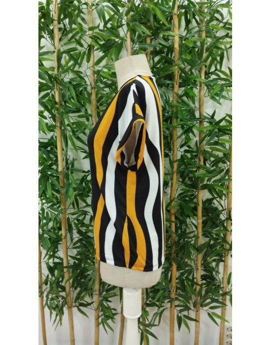 Kadın Kısa Yarasa Kol Bisiklet Yaka Süprem Bluz