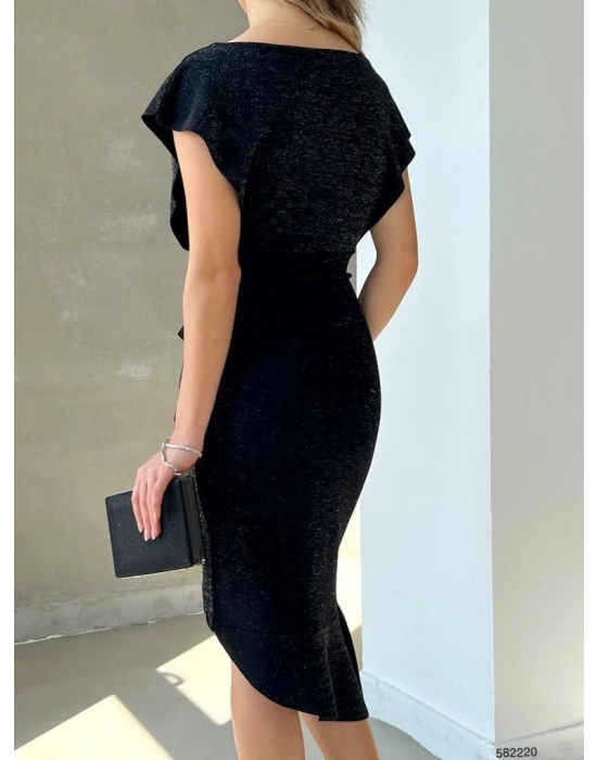 Kadın Kolsuz Göğüs Dekolteli Kruvaze Yaka Asimetrik Kesim Volan Detaylı Simli Krep Kumaş Elbise