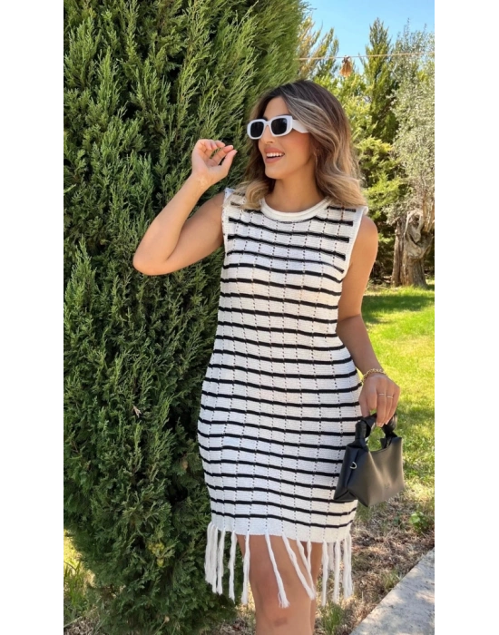 Kadın Kolsuz V Yaka Eteği Püsküllü çizgi Desen Triko Elbise