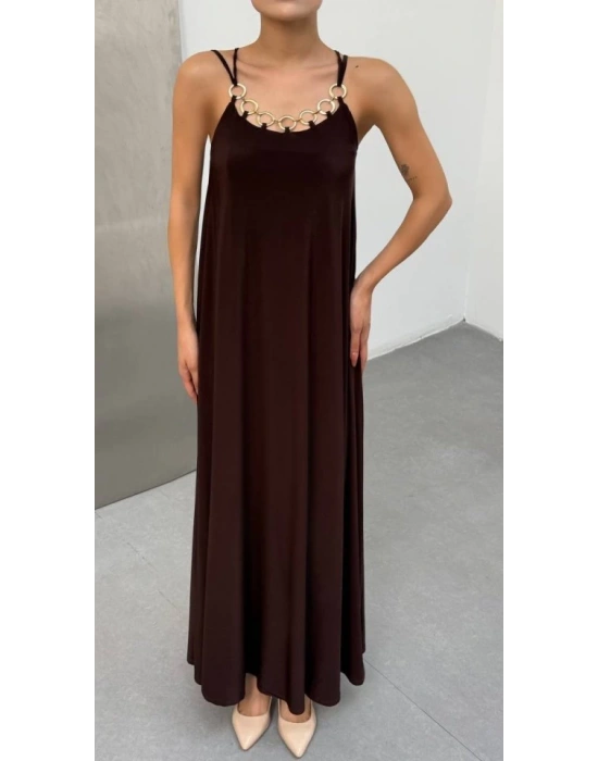 Kadın Omuz Askılı Kuş Gözü Zincir Detay Sandy Kumaş Maxi Boy Elbise