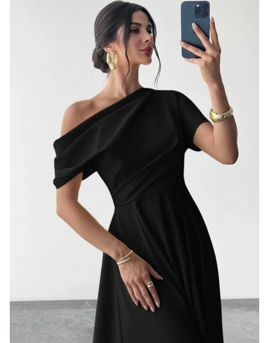 Kadın Omuzdan Açık Kısa Kollu Omuzdan Pileli Uzun Janjan Krep Elbise
