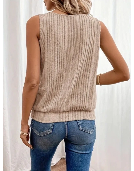 Kadın Sıfır Kollu Düğmeli Damla Yaka Detaylı Triko Bluz