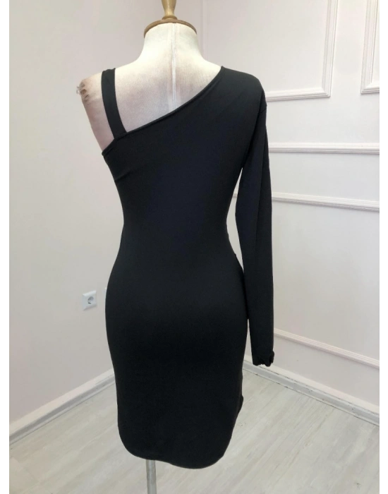 Kadın Tek Kolu Uzun Ve Yırtmaçlı Bir Omuzu Ve Beli Toka Detay Kısa Krep Elbise