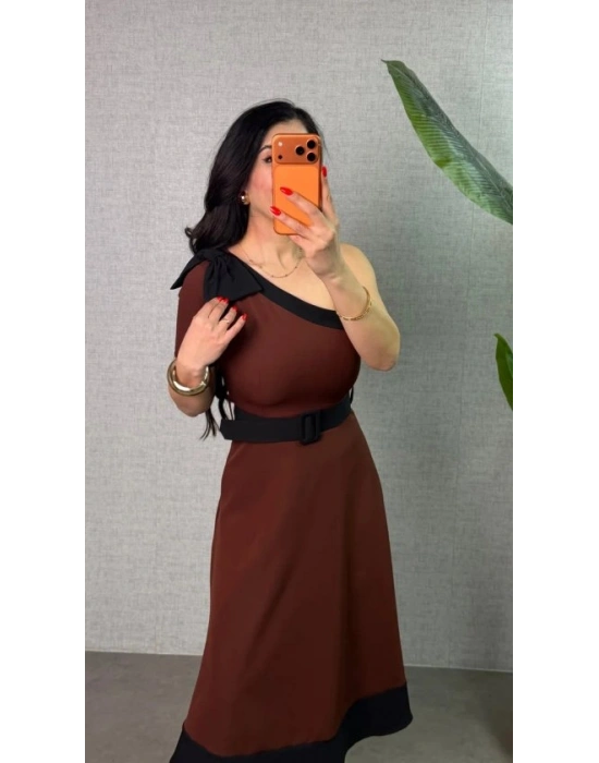 Kadın Tek Omuz Fiyonk Detaylı Midi Boy Elbise