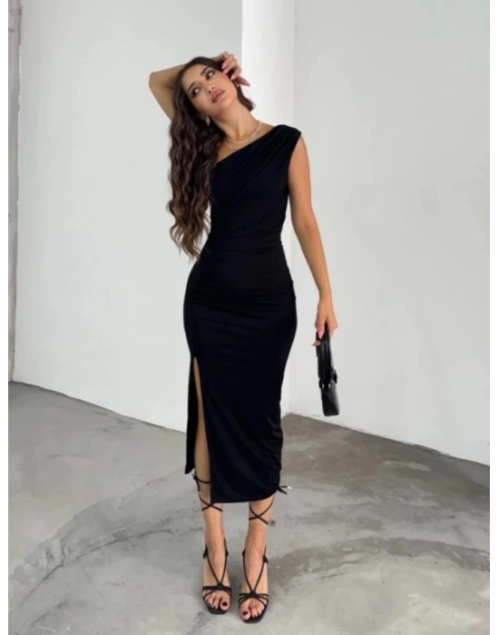 Kadın Tek Omuzu Açık Büzgülü Yandan Yırtmaçlı Uzun Sandy Elbise