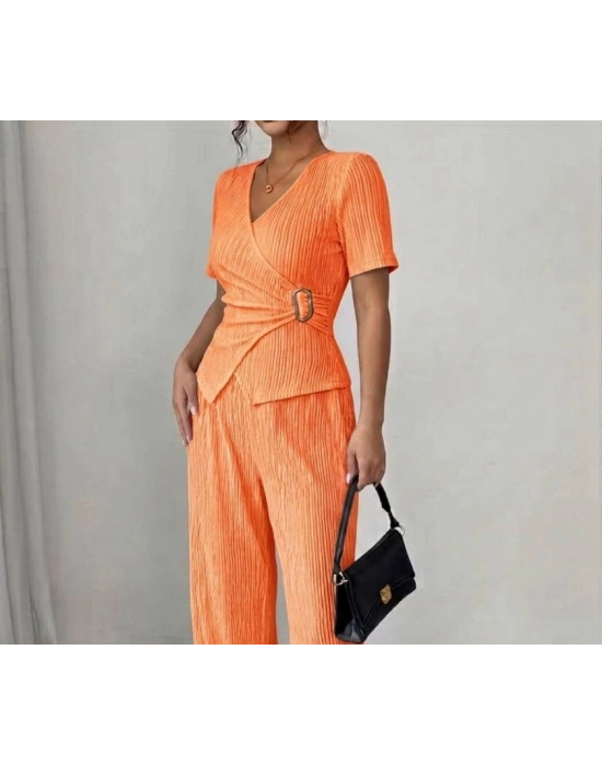 Kadın Toka Detaylı Kruvaze Takım