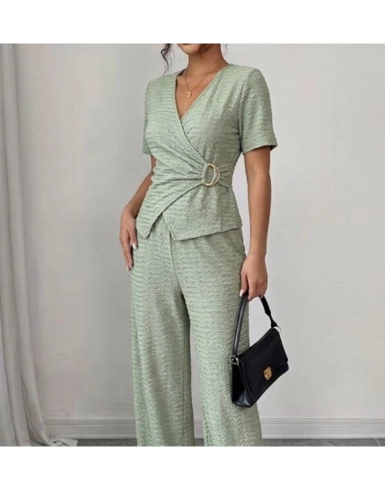 Kadın Toka Detaylı Kruvaze Takım