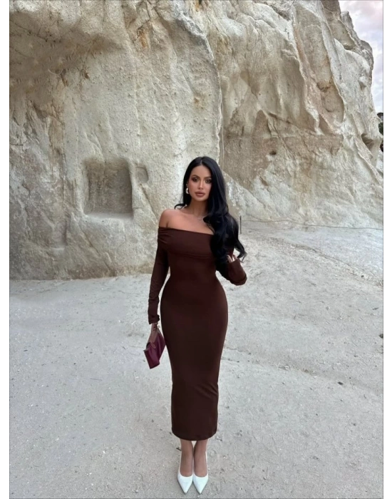 Kadın Uzun Kollu Madonna Yaka Midi Boy Elbise