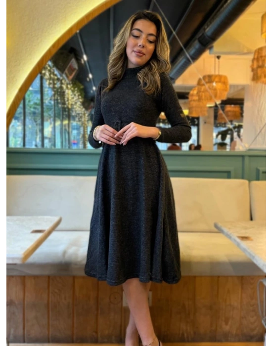 Kadın Uzun Kollu Balıkçı Yaka Kemer Detaylı Yumoş Midi Elbise