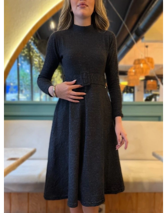 Kadın Uzun Kollu Balıkçı Yaka Kemer Detaylı Yumoş Midi Elbise