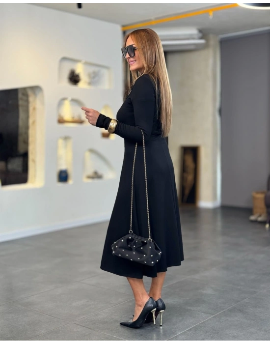 Kadın Uzun Kollu Balıkçı Yaka Omuzda Damla Detaylı Yırtmaçlı Krep Midi Elbise