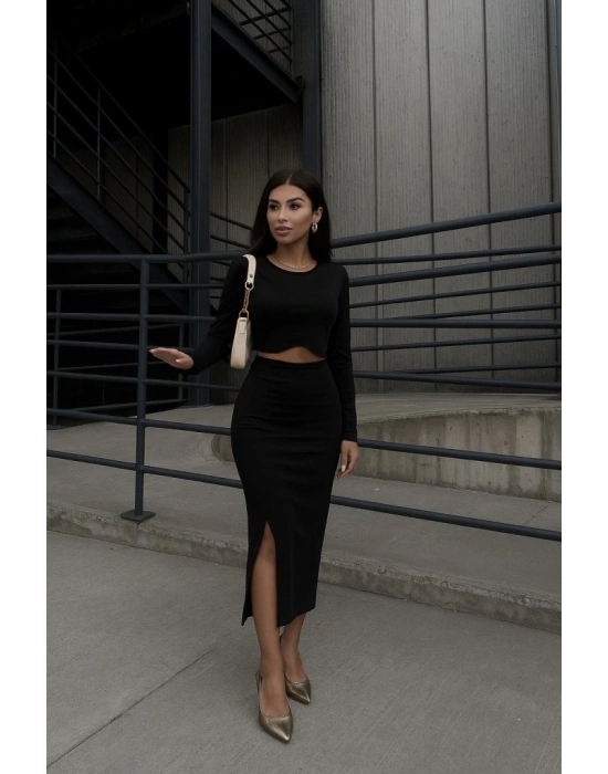 Kadın Uzun Kollu Bisiklet Yaka Kısa Krop Dalgıç Bluz Ile önden Yırtmaçlı Uzun Etek Ikili Takım