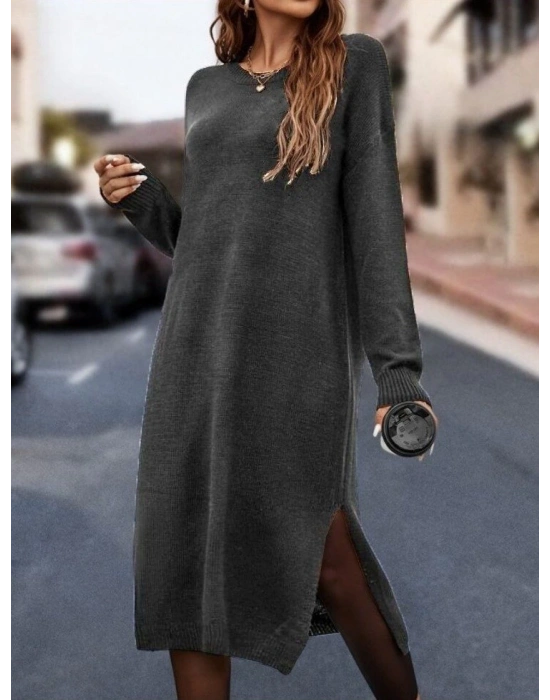 Kadın Uzun Kollu Bisiklet Yaka Yırtmaç Detay Triko Midi Boy Elbise