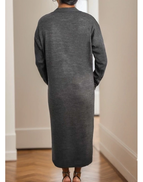 Kadın Uzun Kollu Bisiklet Yaka Yırtmaç Detay Triko Midi Boy Elbise