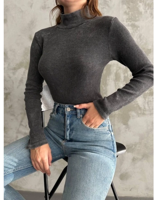 Kadın Uzun Kollu Boğazlı Yaka Asit Yıkamalı Kaşkorse Kumaş Kazak