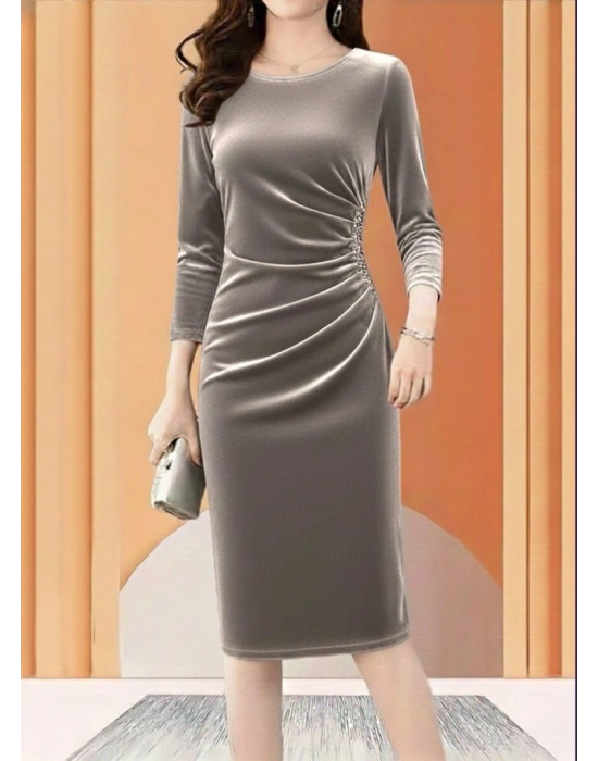 Kadın Uzun Kollu Bot Yaka Yanı Taş Detaylı Midi Kadife Elbise