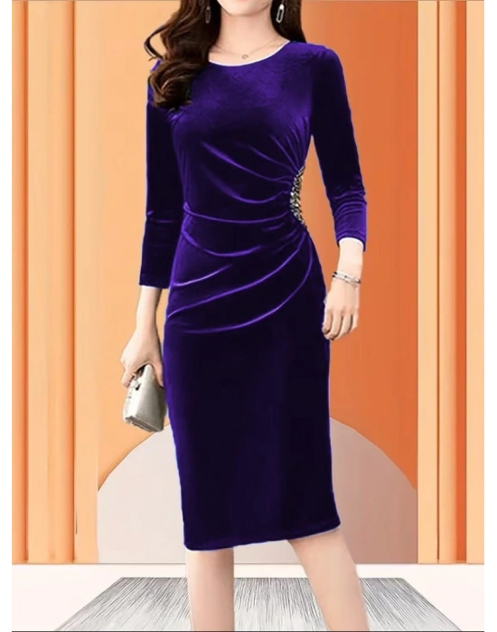 Kadın Uzun Kollu Bot Yaka Yanı Taş Detaylı Midi Kadife Elbise