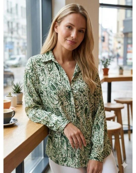 Kadın Uzun Kollu Dalgalı Desen Baskılı Gömlek