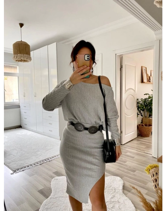 Kadın Uzun Kollu Düşük Omuz Yırtmaç Detay Kaşkorse Etek Bluz Ikili Takım