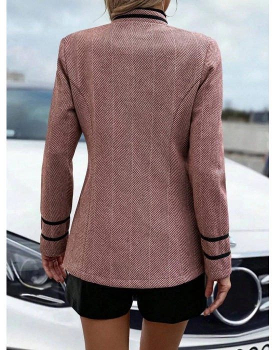 Kadın Uzun Kollu Hakim Yaka Düğme Detaylı Mini Dokuma Ceket