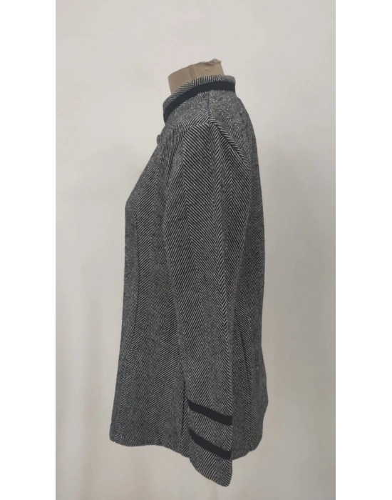 Kadın Uzun Kollu Hakim Yaka Düğme Detaylı Mini Dokuma Ceket