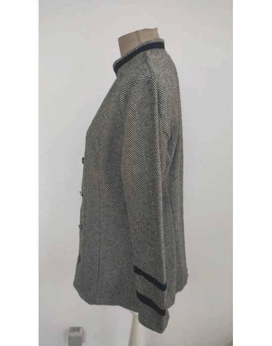 Kadın Uzun Kollu Hakim Yaka Düğme Detaylı Mini Dokuma Ceket