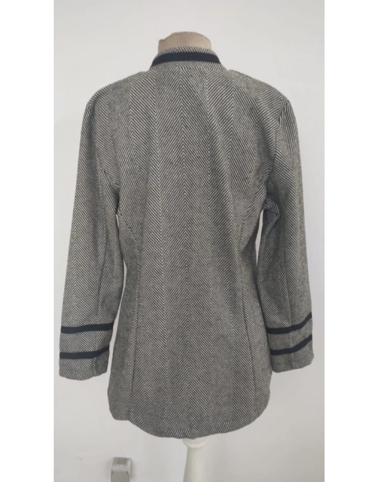 Kadın Uzun Kollu Hakim Yaka Düğme Detaylı Mini Dokuma Ceket