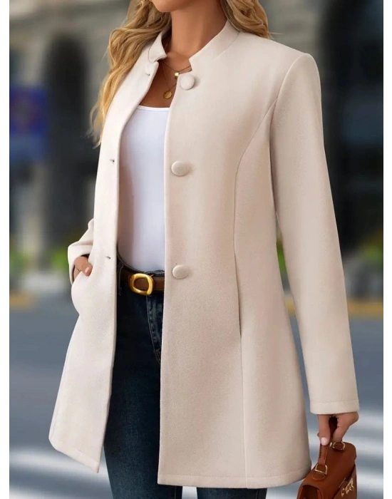 Kadın Uzun Kollu Hakim Yakalı önden Düğmeli Cep Detaylı Kısa Kaşe Kaban