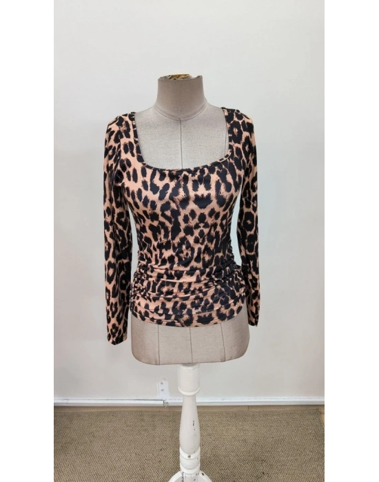 Kadın Uzun Kollu Kare Yakalı Leopar Desenli Dalgıç Bluz